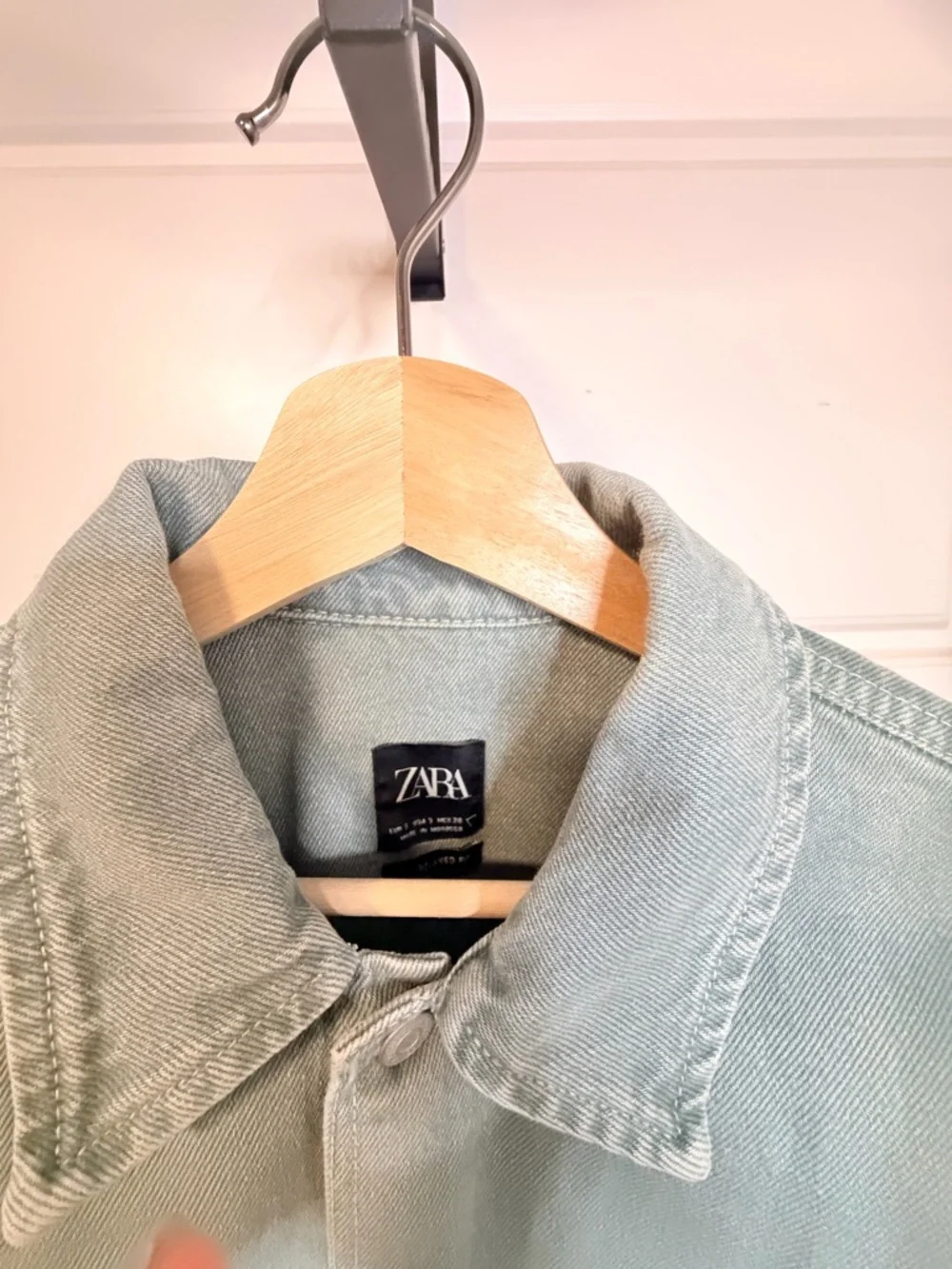 ZARA Sage Green Lightweight Overshirt - Picture 4 of 6